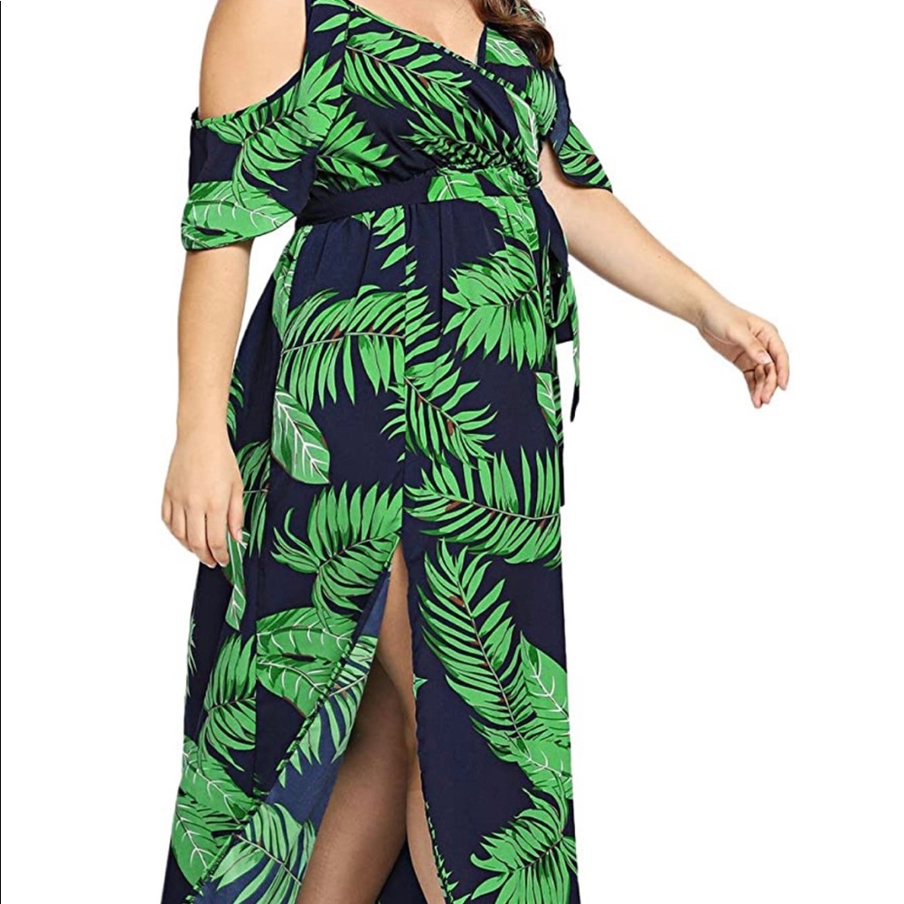 New! Maxi cold shoulder plus size dress